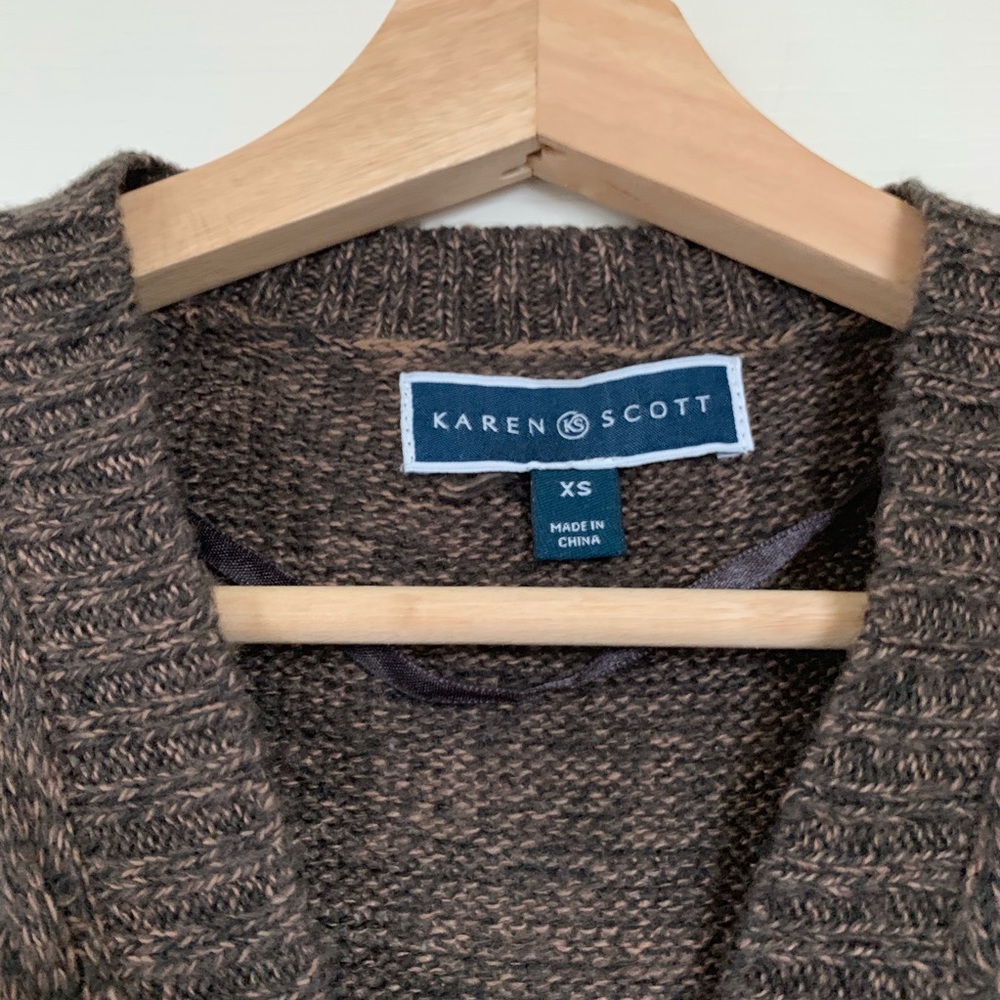 Cardigan - Picture 6 of 6